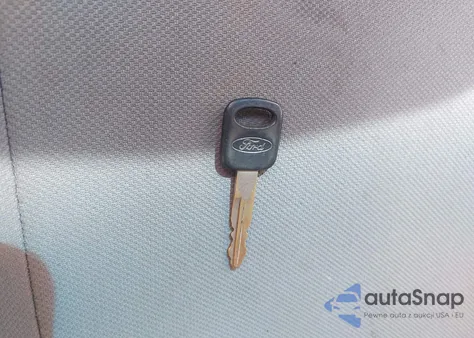 2010 Ford E-250 Commercial/Recreational from USA, damaged, VIN 1FTNE2EW2ADA29090